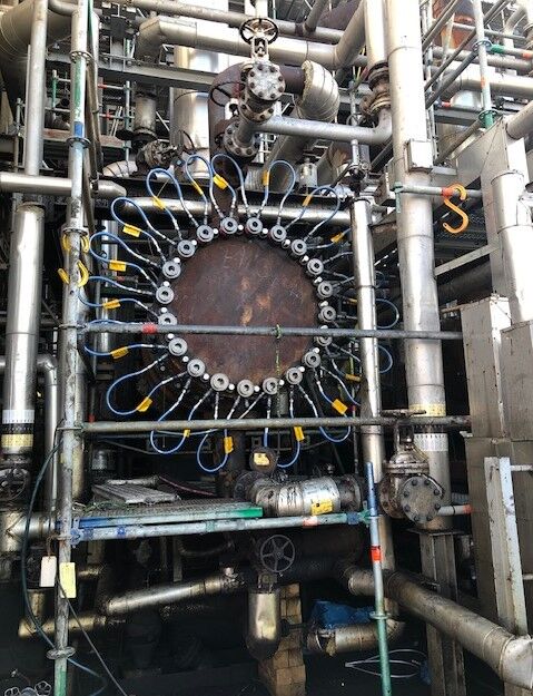 Bolt tensioning Bolt tensioning